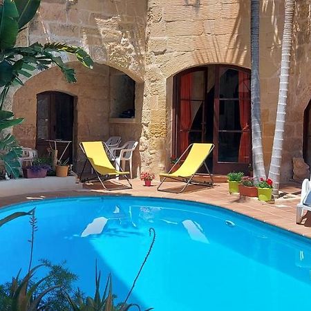 Haven Farmhouse B&B Għarb Exteriör bild