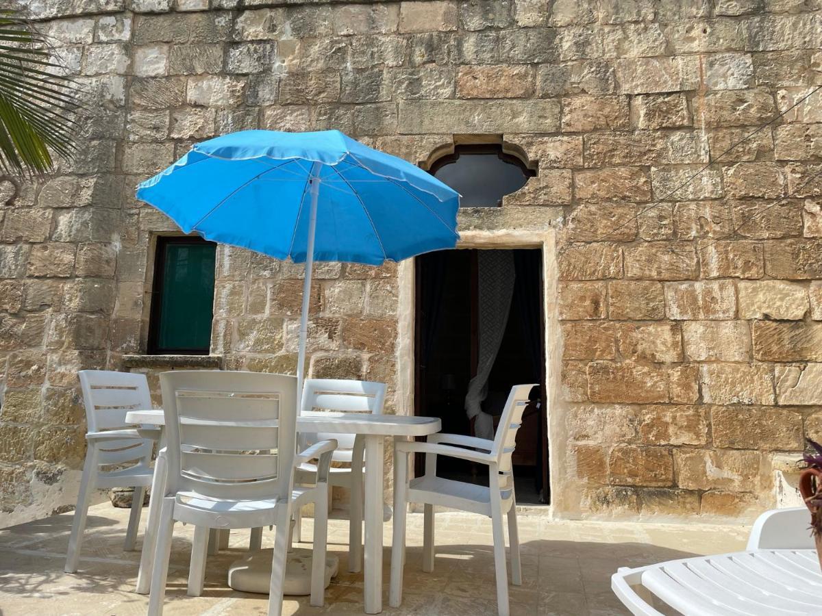 Haven Farmhouse B&B Għarb Exteriör bild