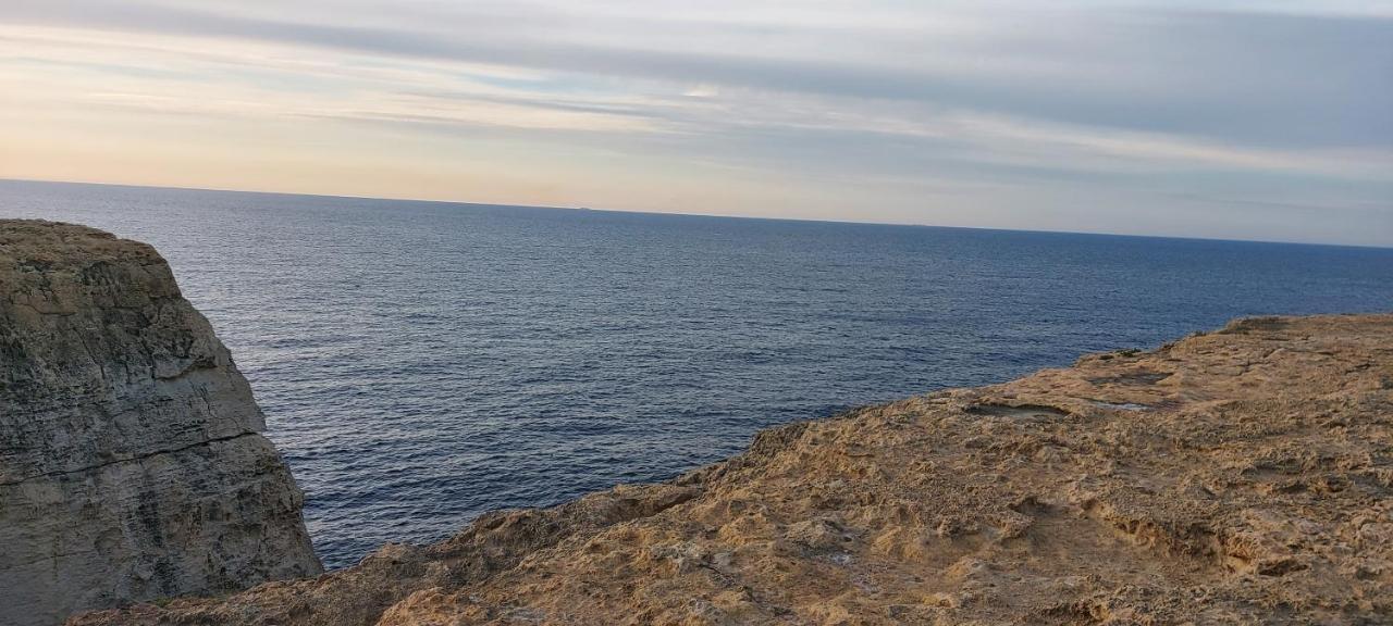 Haven Farmhouse B&B Għarb Exteriör bild