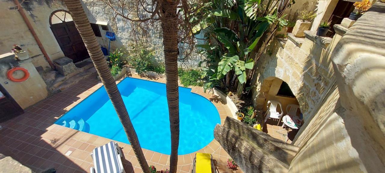 Haven Farmhouse B&B Għarb Exteriör bild