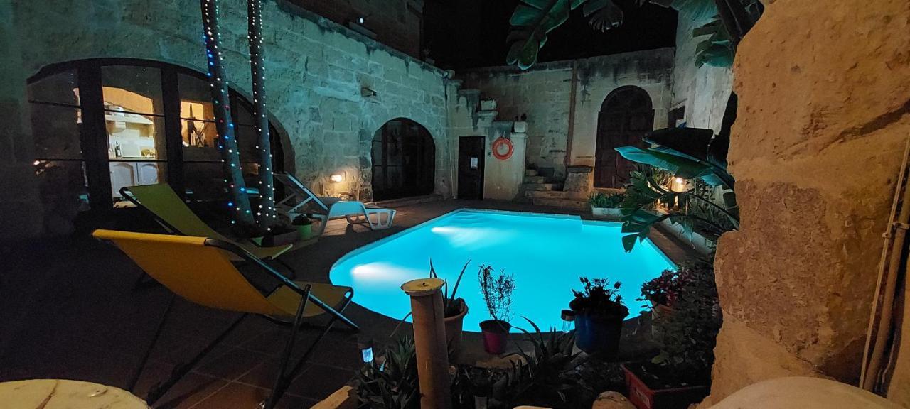Haven Farmhouse B&B Għarb Exteriör bild